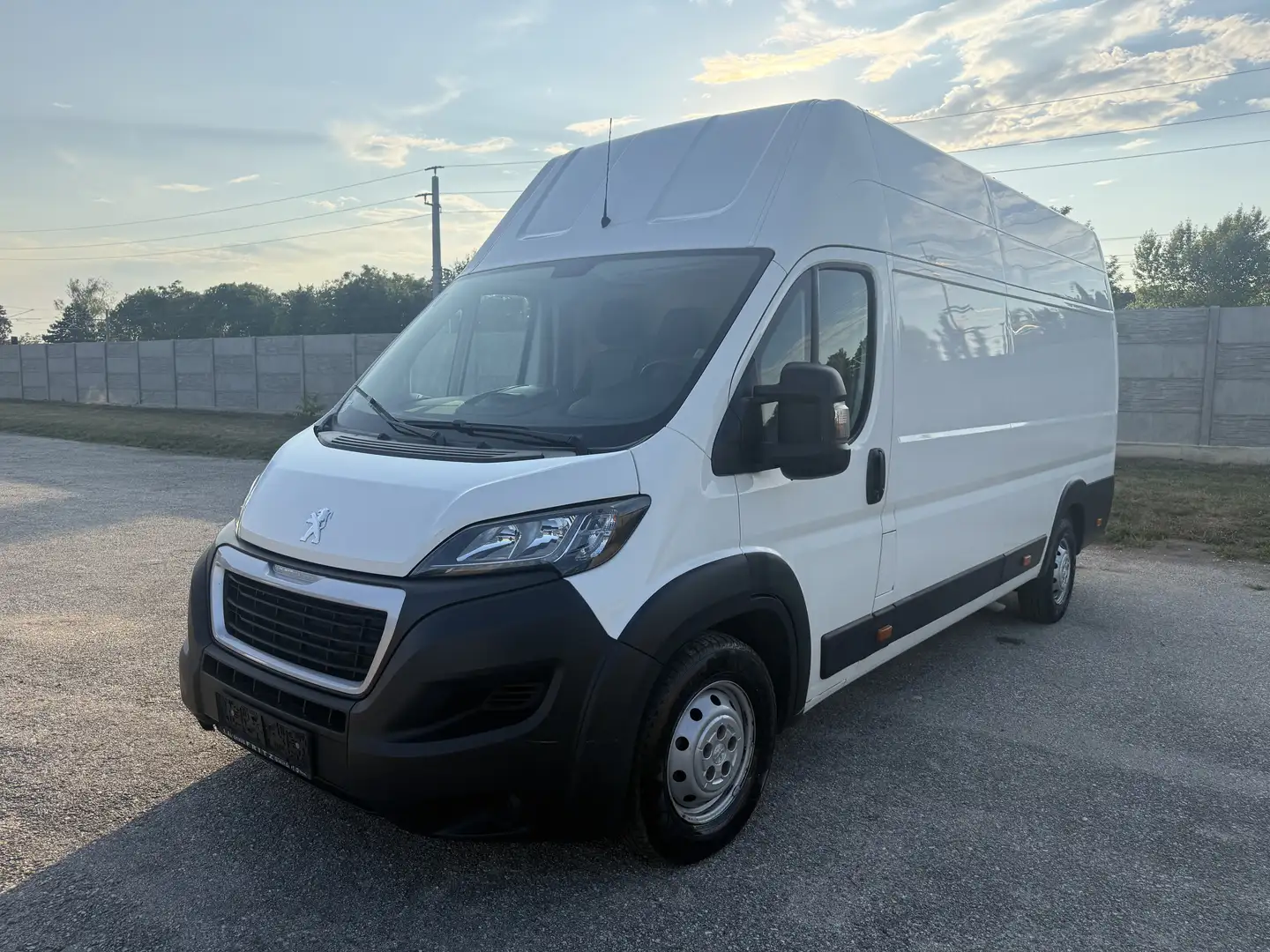 Peugeot Boxer L4H3 Maxi Kastenwagen 2,2 Liter - 1