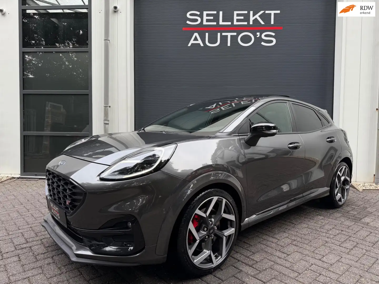 Ford Puma 1.5 EcoBoost ST X Performance Pack 200 Pk Panorama Grijs - 1