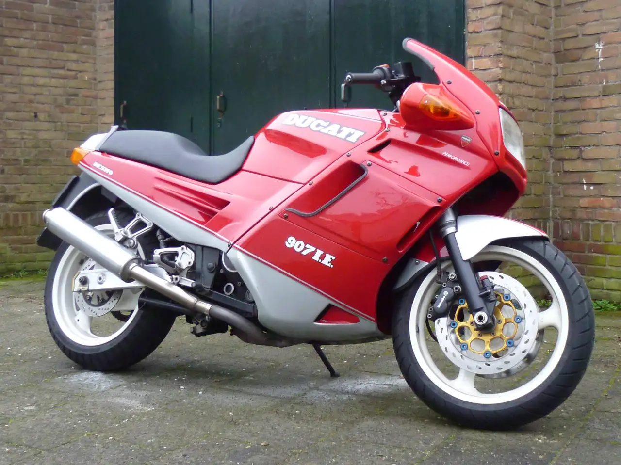 Ducati 907 i.e.