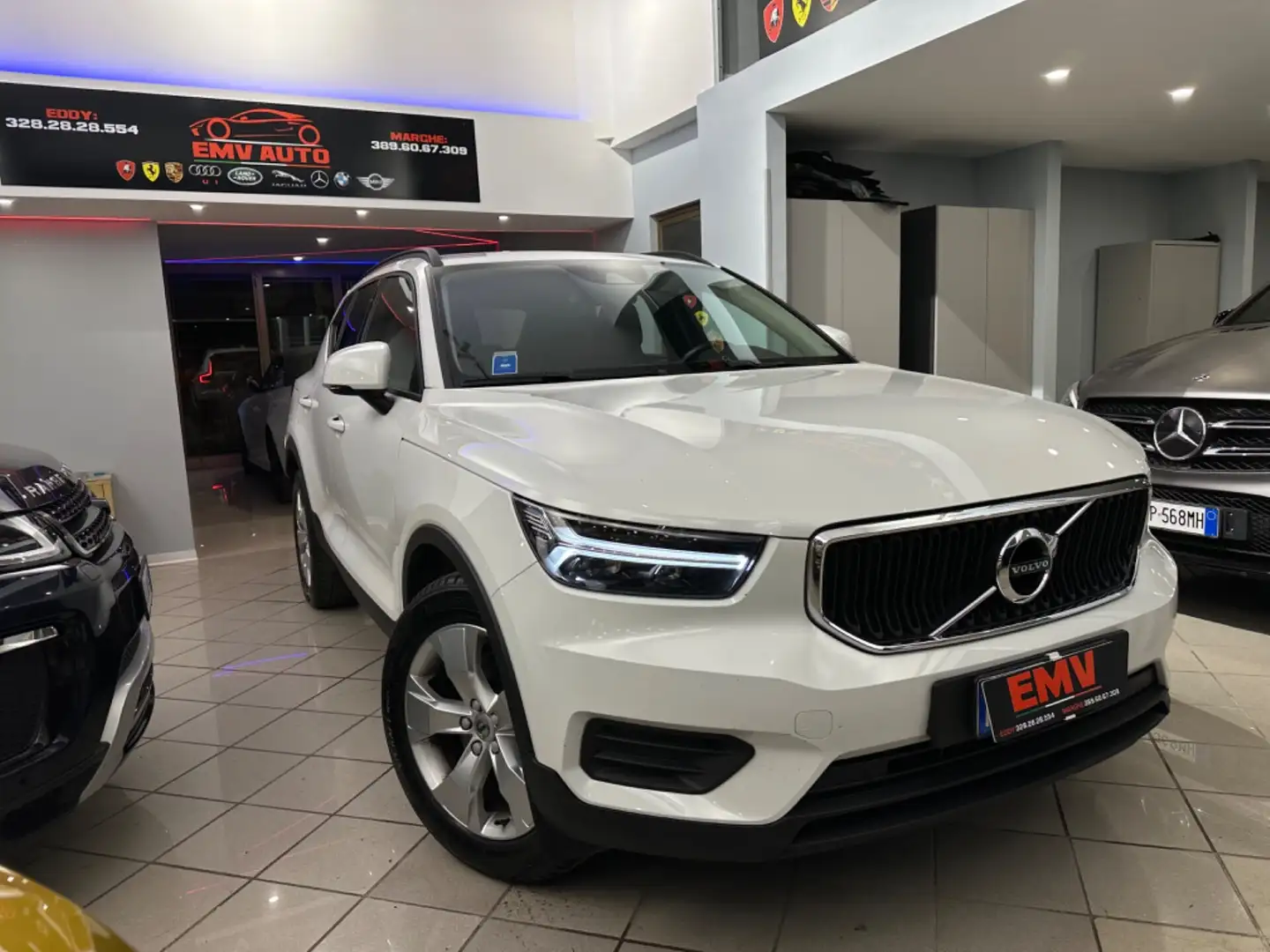 Volvo XC40 D3 Geartronic Business AWD OFFERTA VALIDA CON FINA Wit - 1