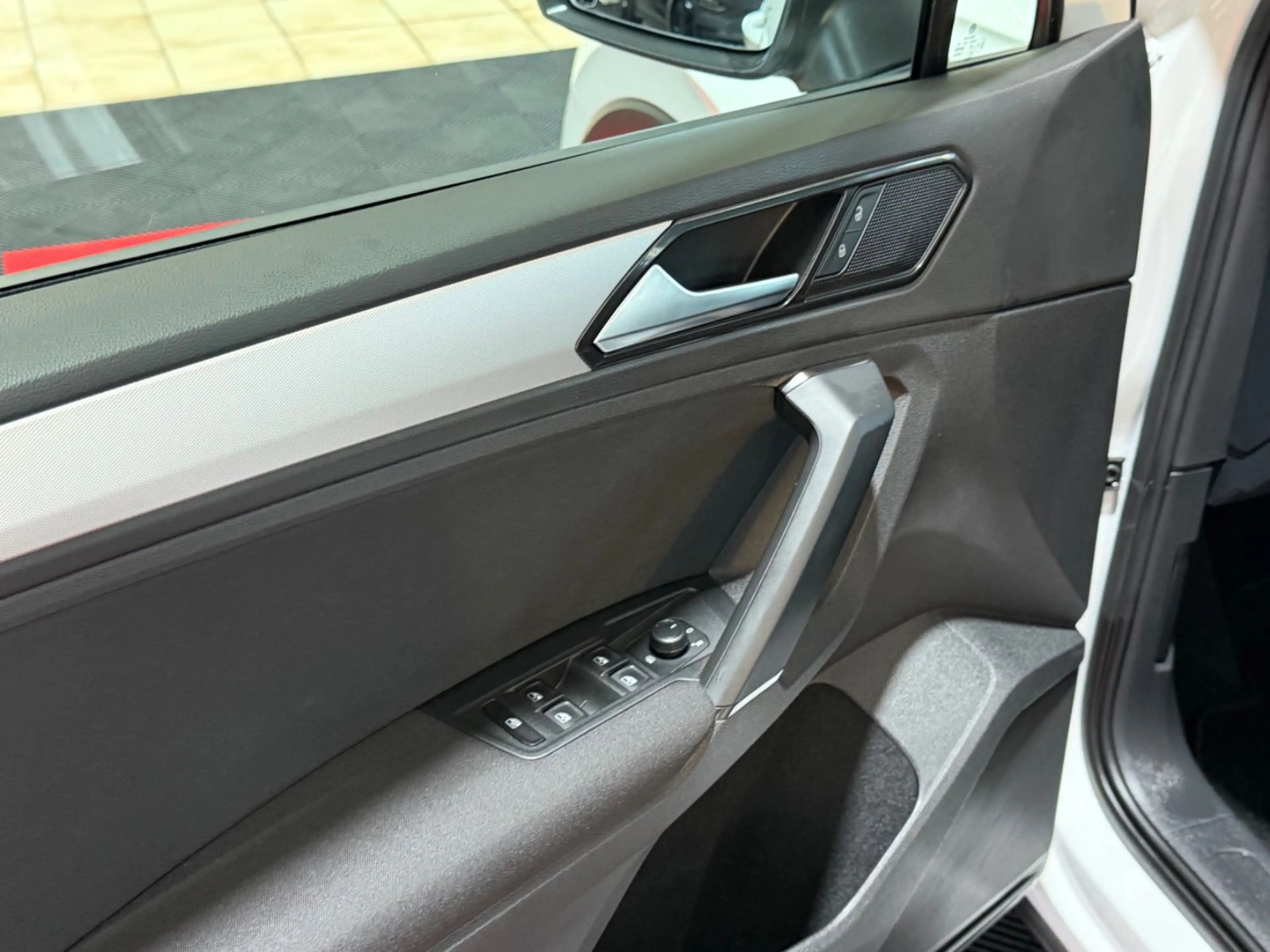 Volkswagen Tiguan Trendline BMT/Start-Stopp — photo 8