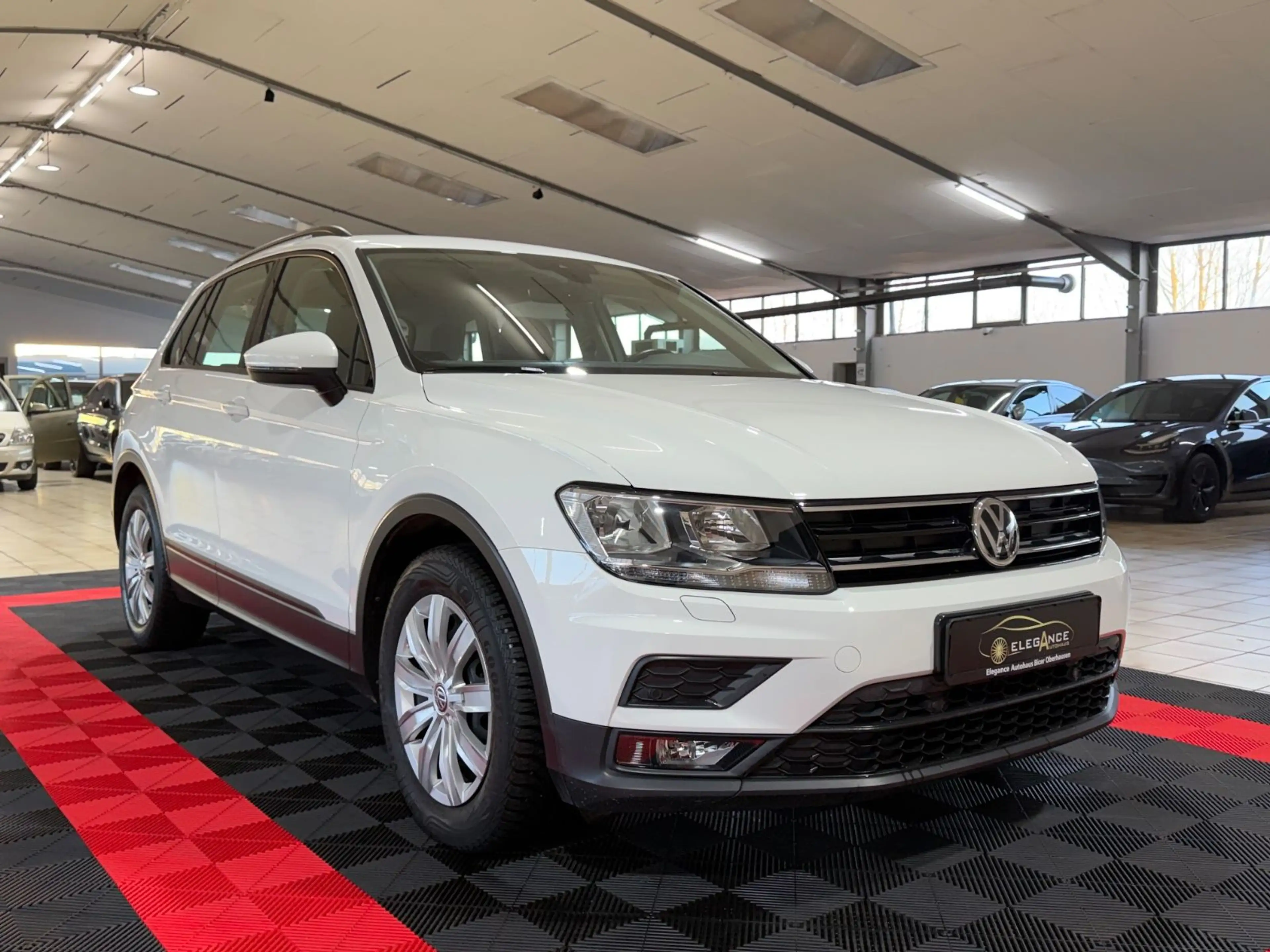 Volkswagen Tiguan Trendline BMT/Start-Stopp — photo 3