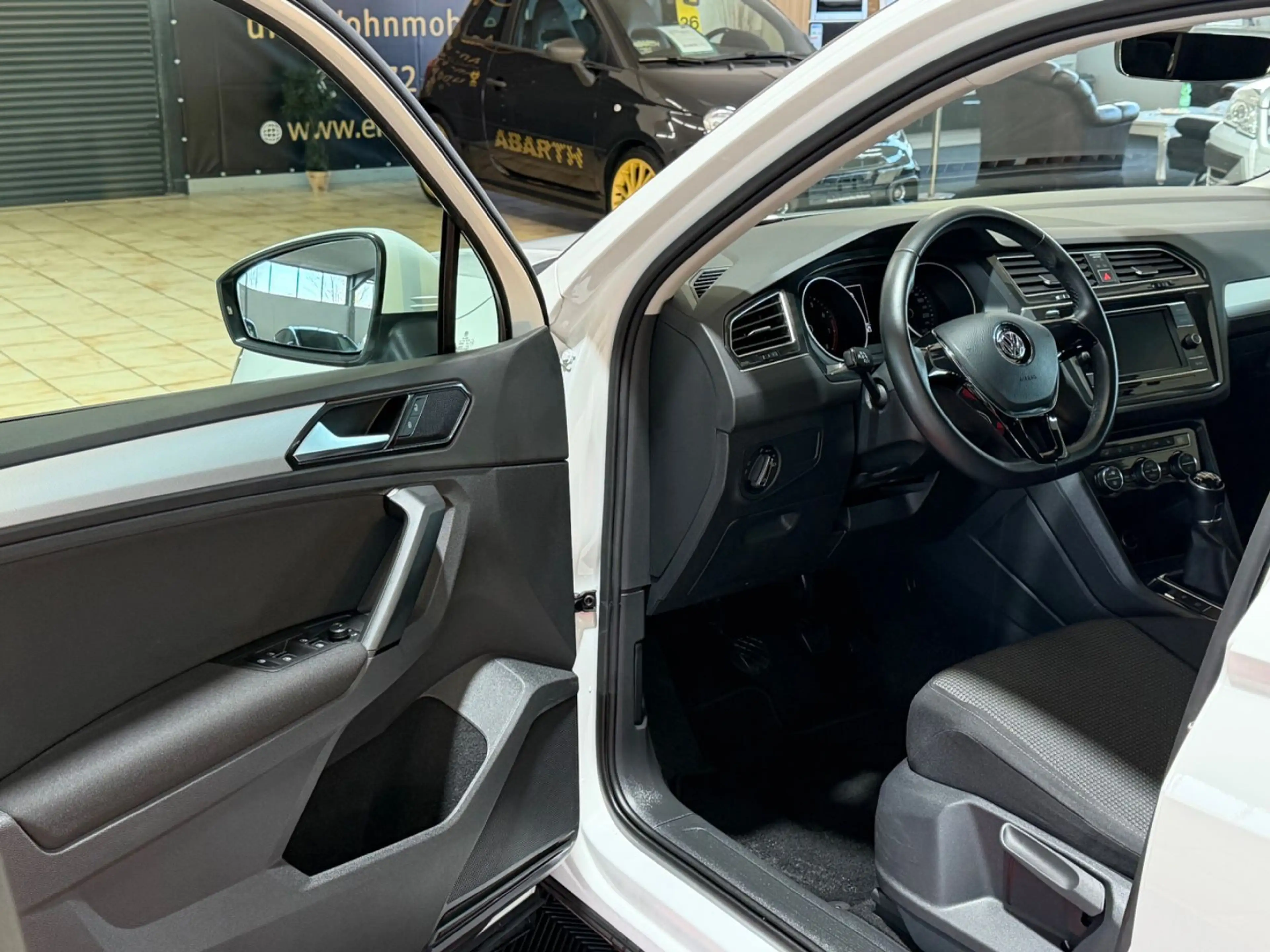 Volkswagen Tiguan Trendline BMT/Start-Stopp — photo 7