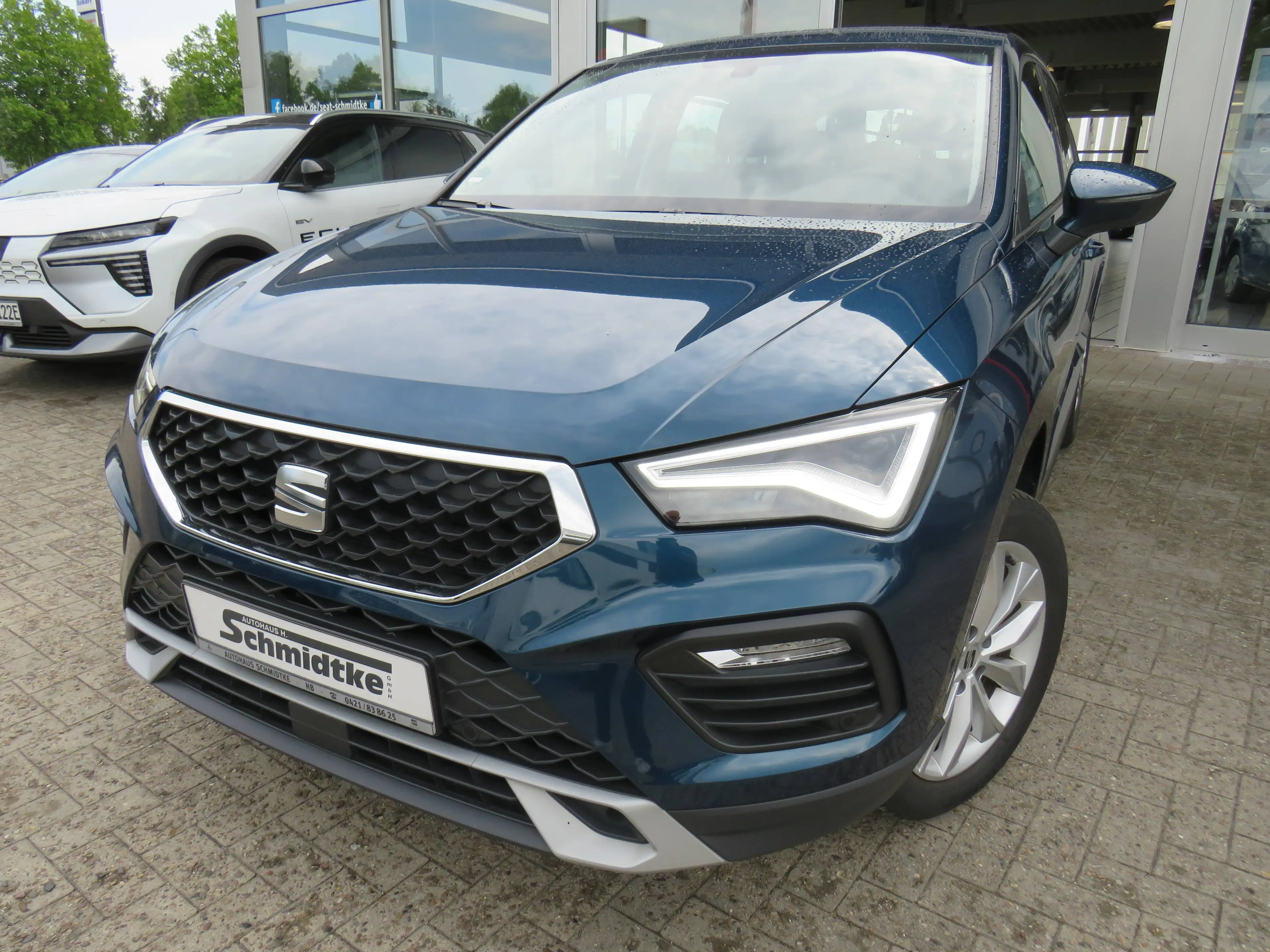 SEAT Ateca 1.5 TSI Style*AHK*Navi*Carplay*Ganzj.Reifen*1Hd — photo 2