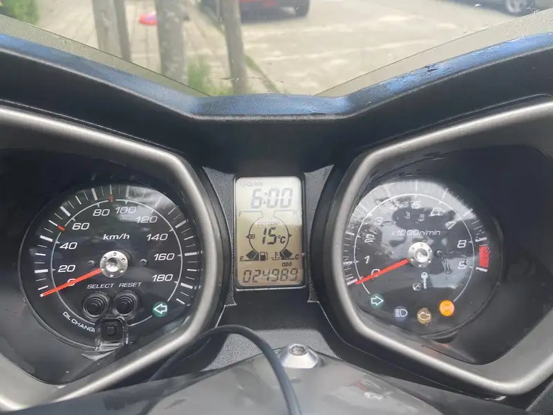 Yamaha XMAX 400 - foto 3