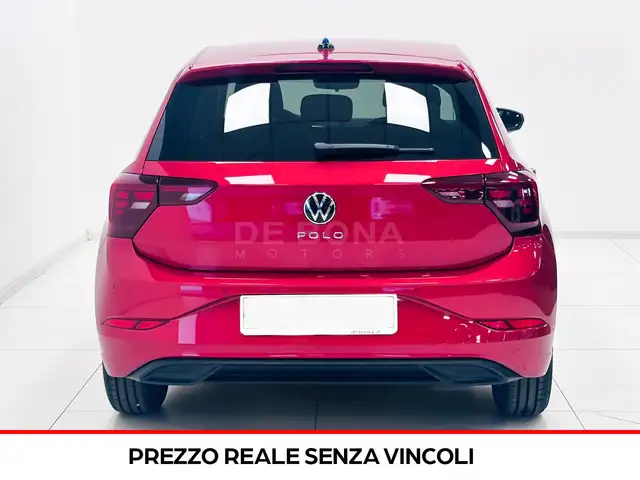 Volkswagen Polo view 2