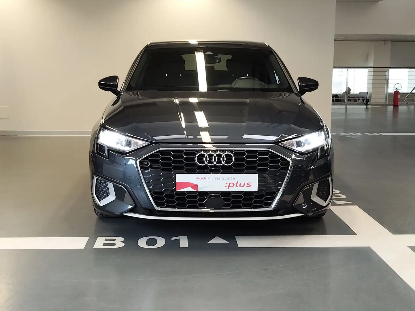 Audi A3 SPB 30 TDI S tronic Business Advanced Grau - 2