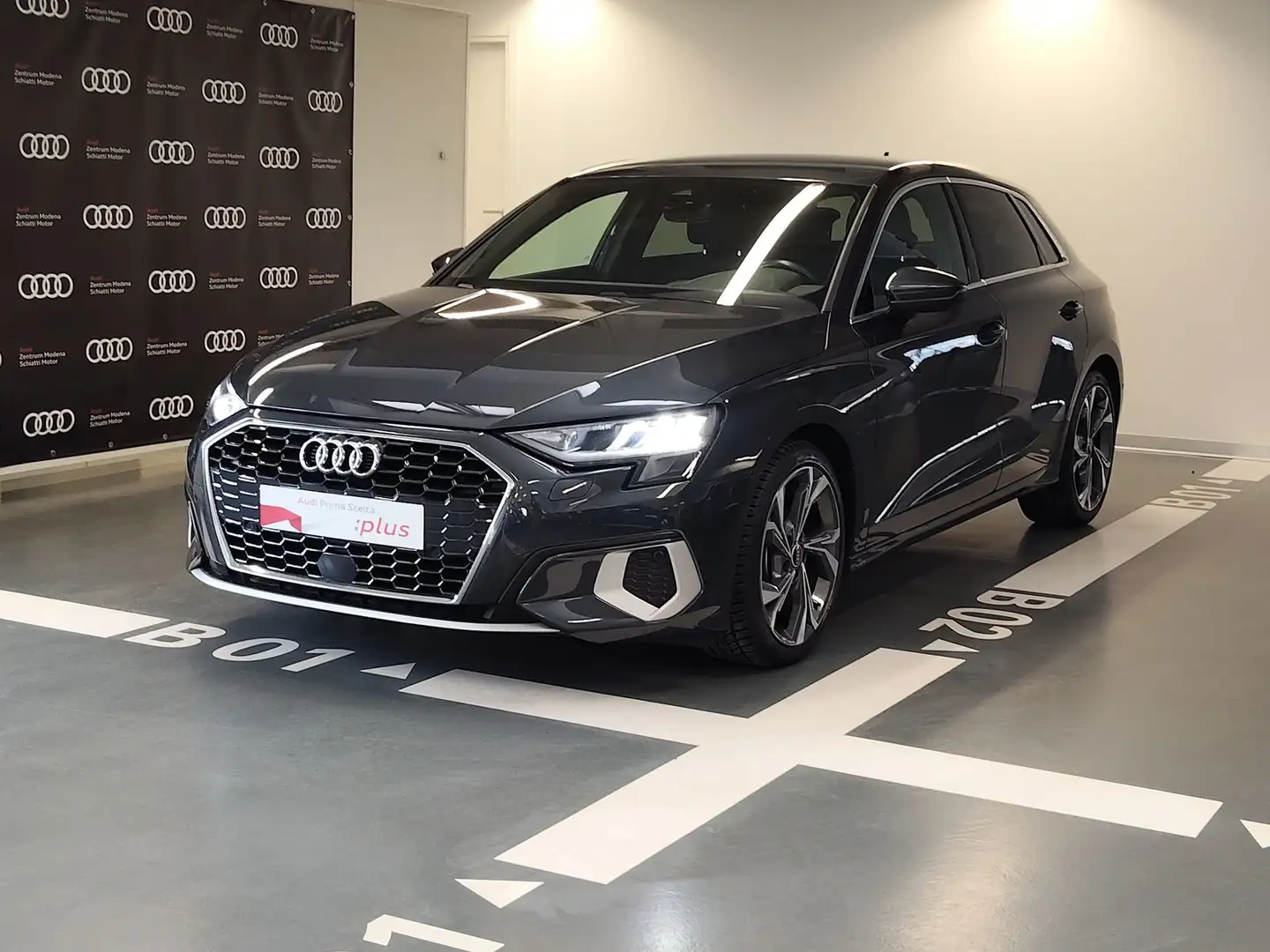 Audi A3 SPB 30 TDI S tronic Business Advanced Grau - 1