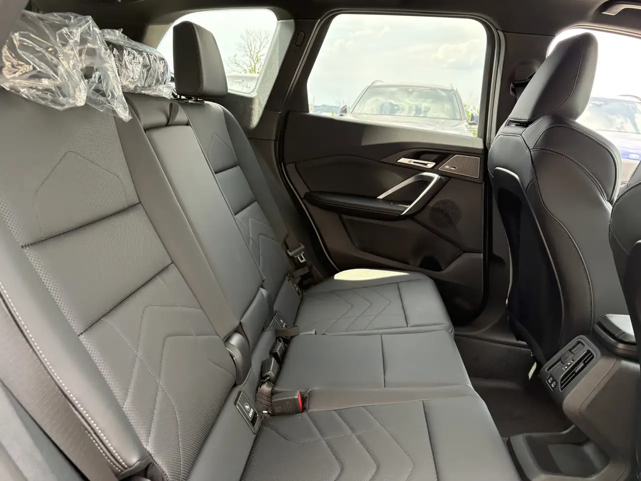 BMW X1 снимка BMW X1