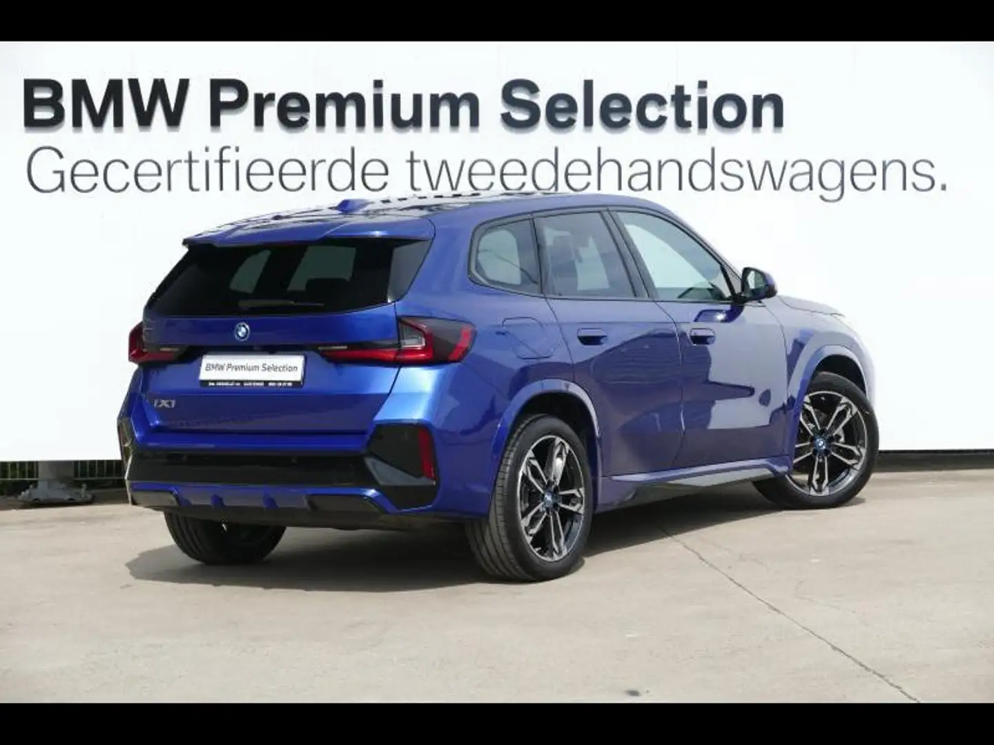 BMW iX1 eDrive20 Blu/Azzurro - 2