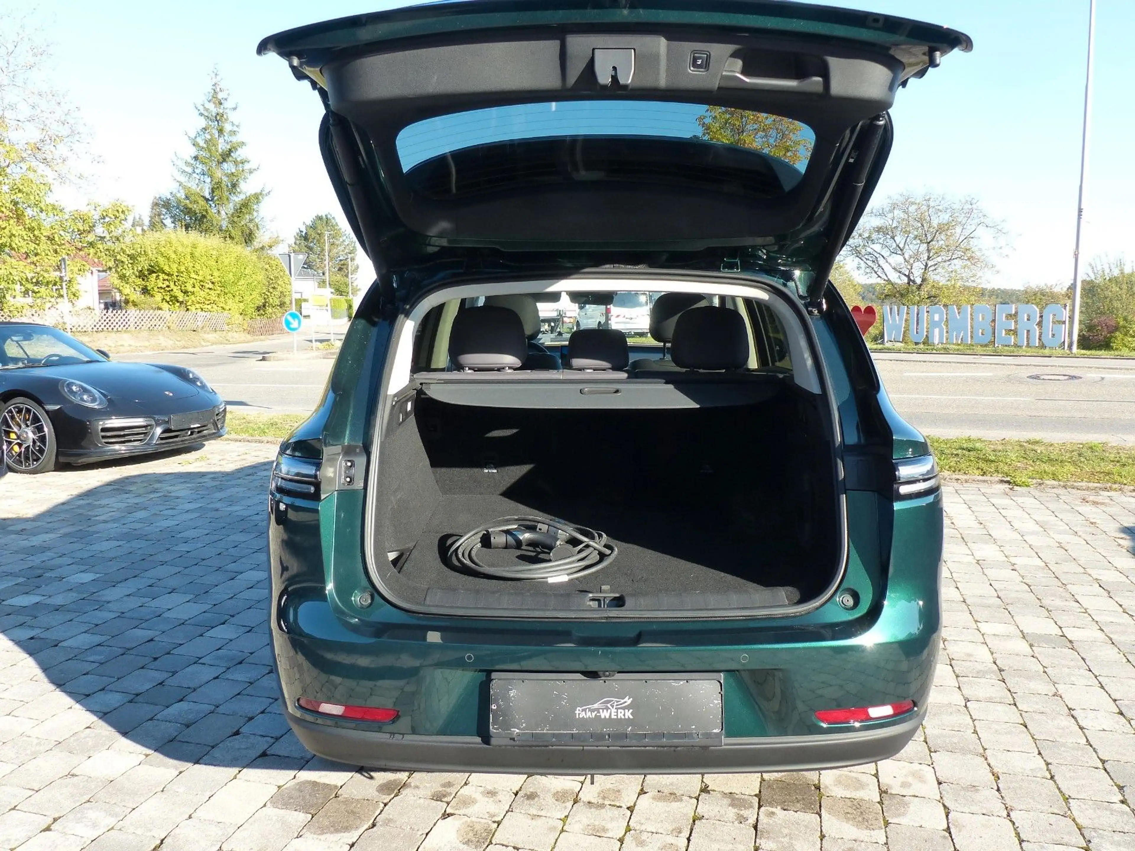 Leapmotor C10 reef 158 kW Hybrid EV Design ufrei — photo 10