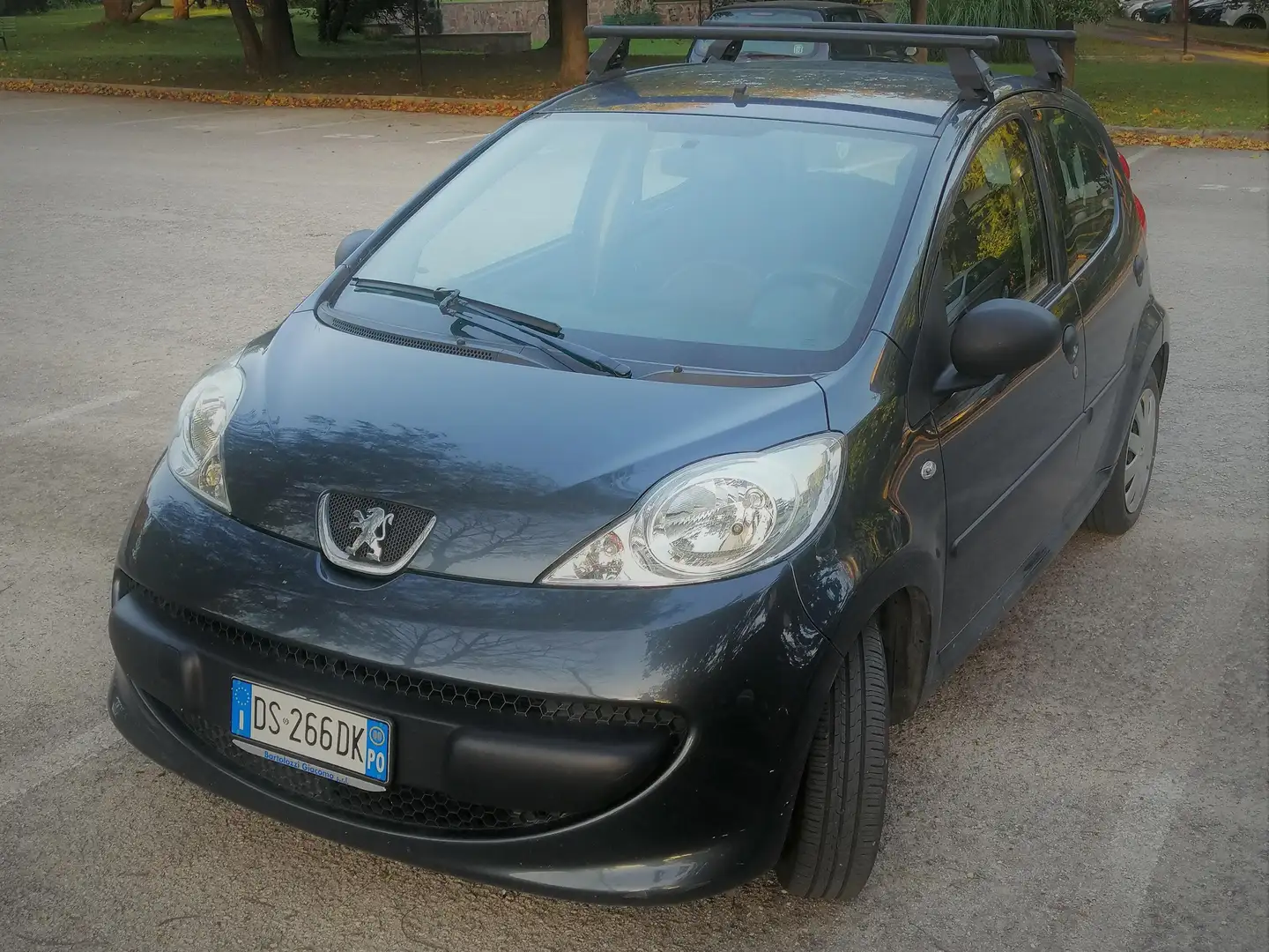 Peugeot 107 107 5p 1.0 12v Urban Move Black - 2