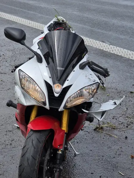 Yamaha YZF-R6 - foto 3