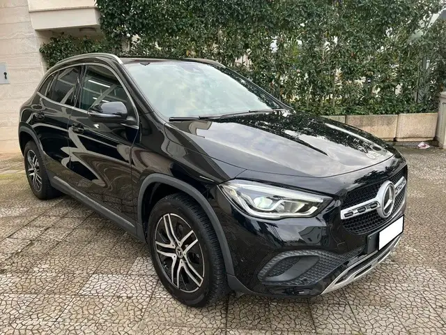 Mercedes-Benz GLA 180 d Automatic Sport Plus