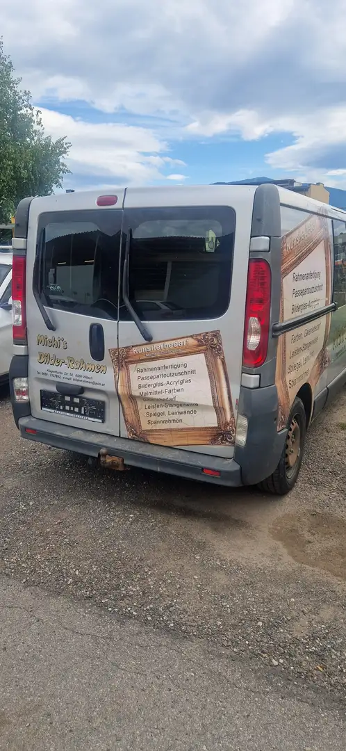 Renault Trafic - 2