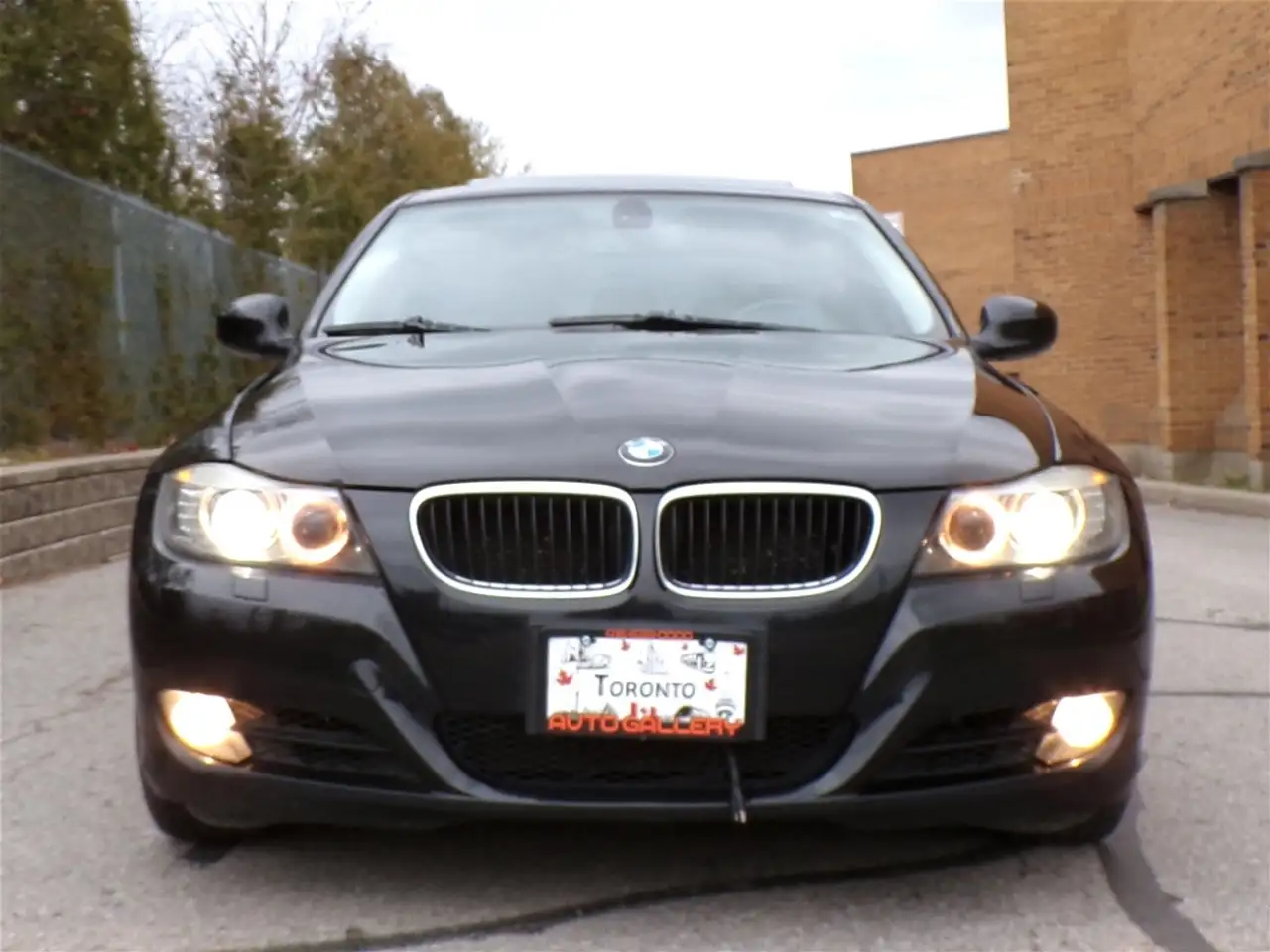 BMW 3 Series снимка BMW 3 Series
