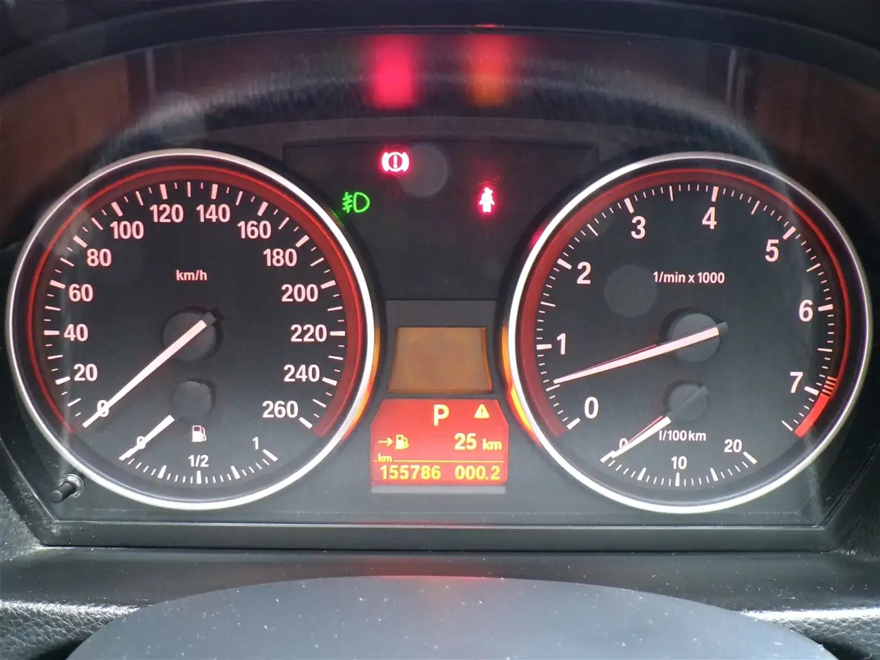 BMW 3 Series снимка BMW 3 Series