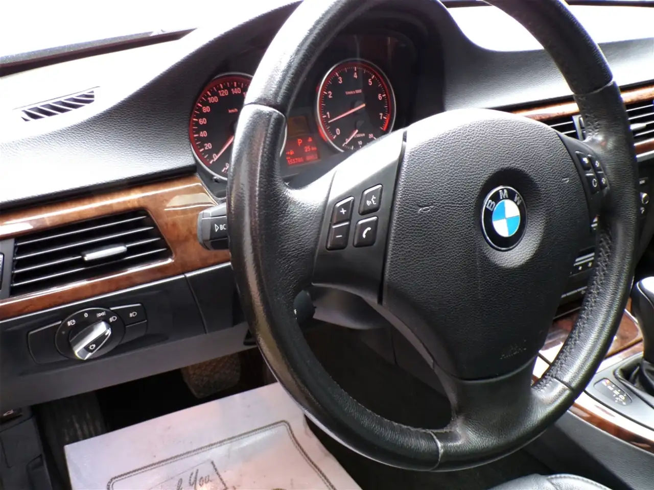 BMW 3 Series снимка BMW 3 Series