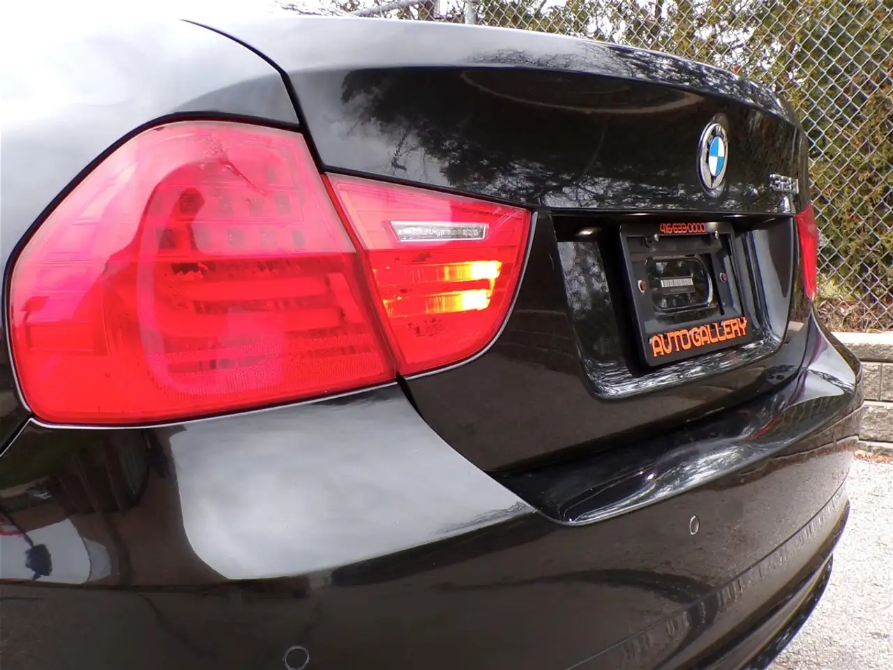 BMW 3 Series снимка BMW 3 Series
