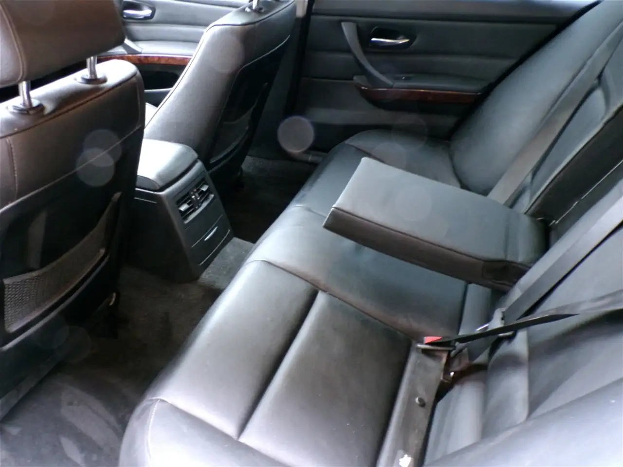BMW 3 Series снимка BMW 3 Series