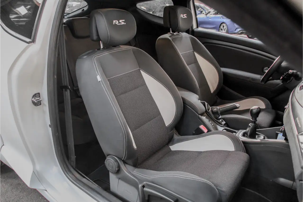 Renault Mégane Coupé RS 2.0 Turbo | 252 ch | BVM | Xénon | Échappement sport | Intérieur carbone | Phares adaptatifs