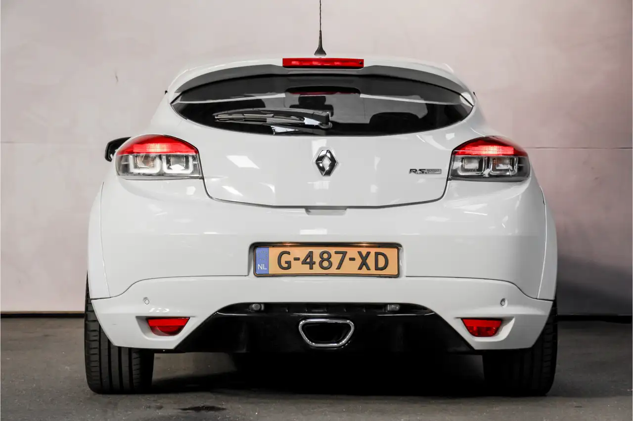 Renault Mégane Coupé RS 2.0 Turbo | 252 ch | BVM | Xénon | Échappement sport | Intérieur carbone | Phares adaptatifs