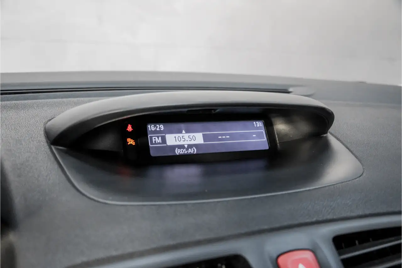 Renault Mégane Coupé RS 2.0 Turbo | 252 ch | BVM | Xénon | Échappement sport | Intérieur carbone | Phares adaptatifs