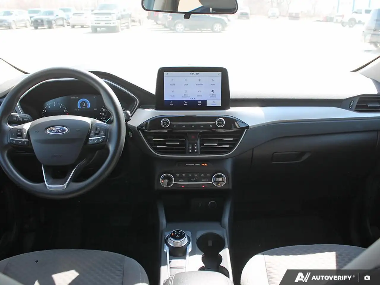Ford Escape снимка Ford Escape