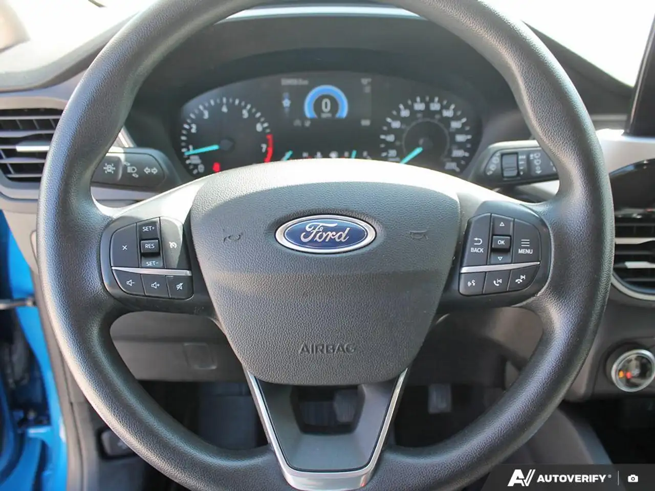 Ford Escape снимка Ford Escape