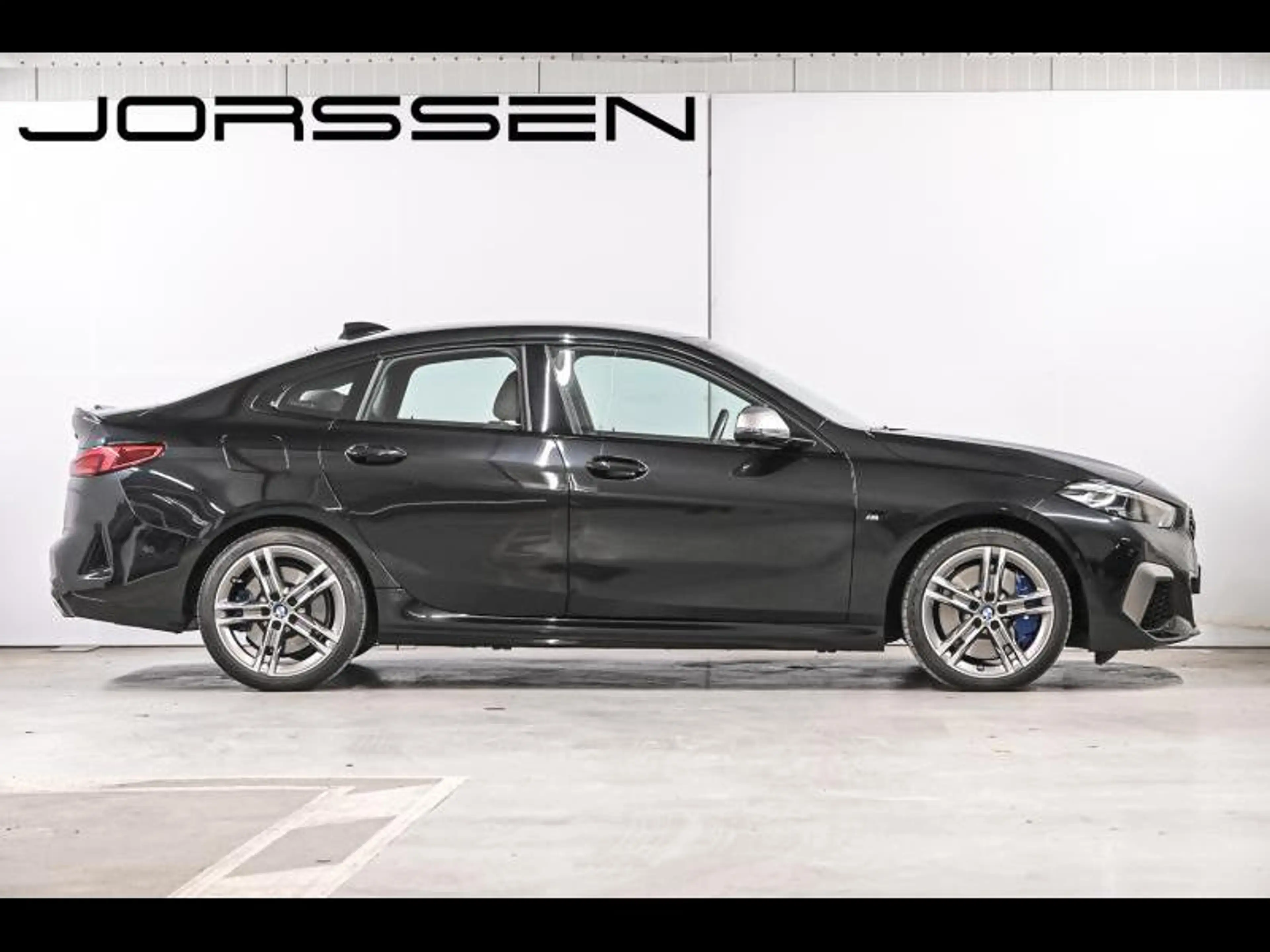 BMW 235 xDrive Gran Coupé — photo 3