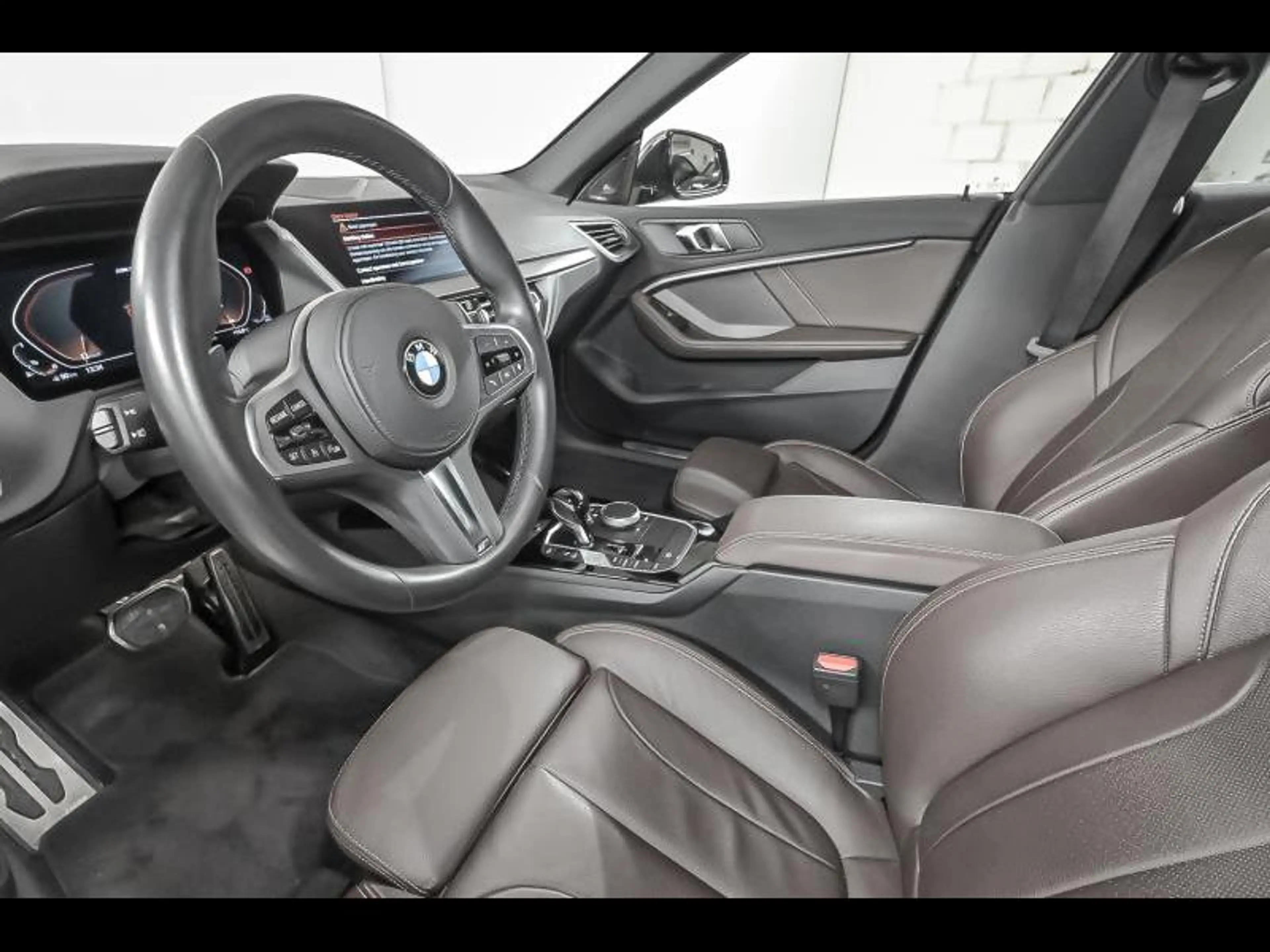 BMW 235 xDrive Gran Coupé — photo 6