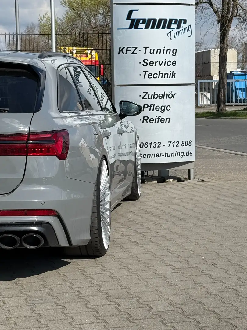 Audi S6 Avant 22" Felgen Airride SH Pano B&O Alc exclusive Grau - 2