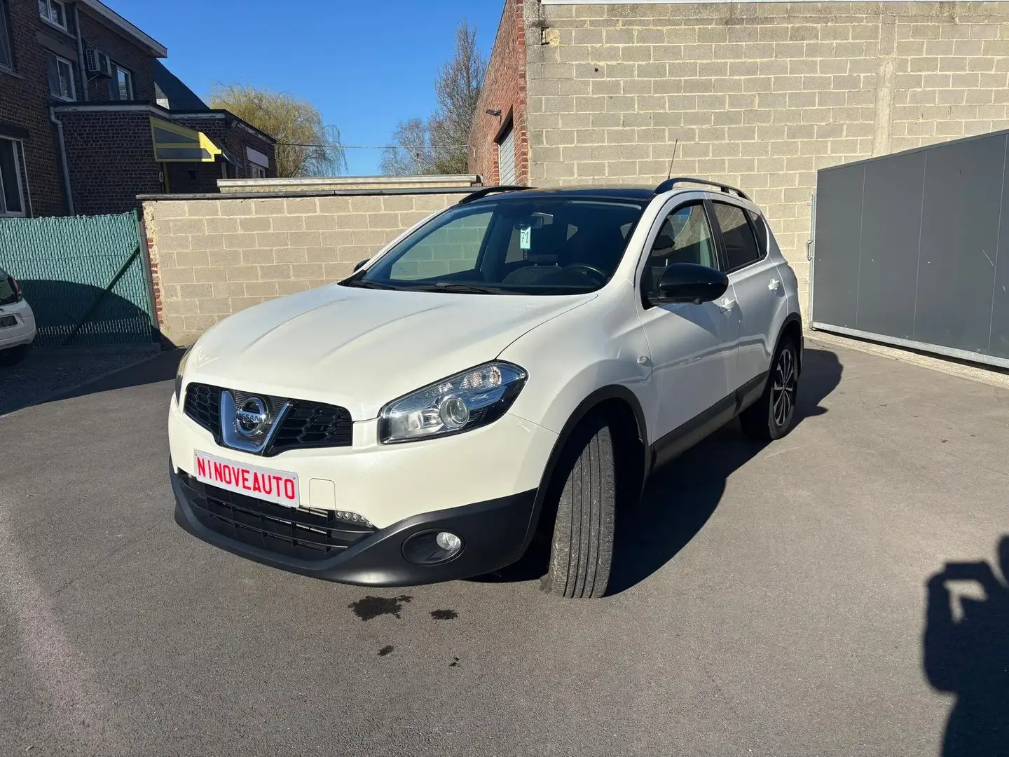 Nissan Qashqai 1.6 dCi Tekna*CAM PANO CRUISE BLUETH  XENON LICHT Wit - 2