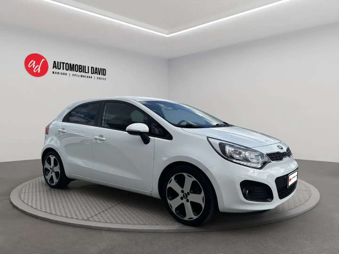 Kia Rio 1.2 CVVT 5p. Active Bianco - 2