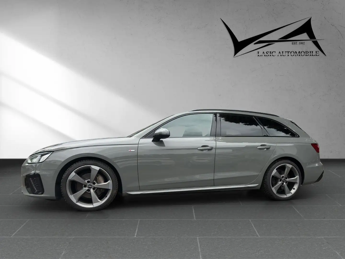 Audi A4 Avant 40 TDI S line 2.0 S tonic Gris - 2