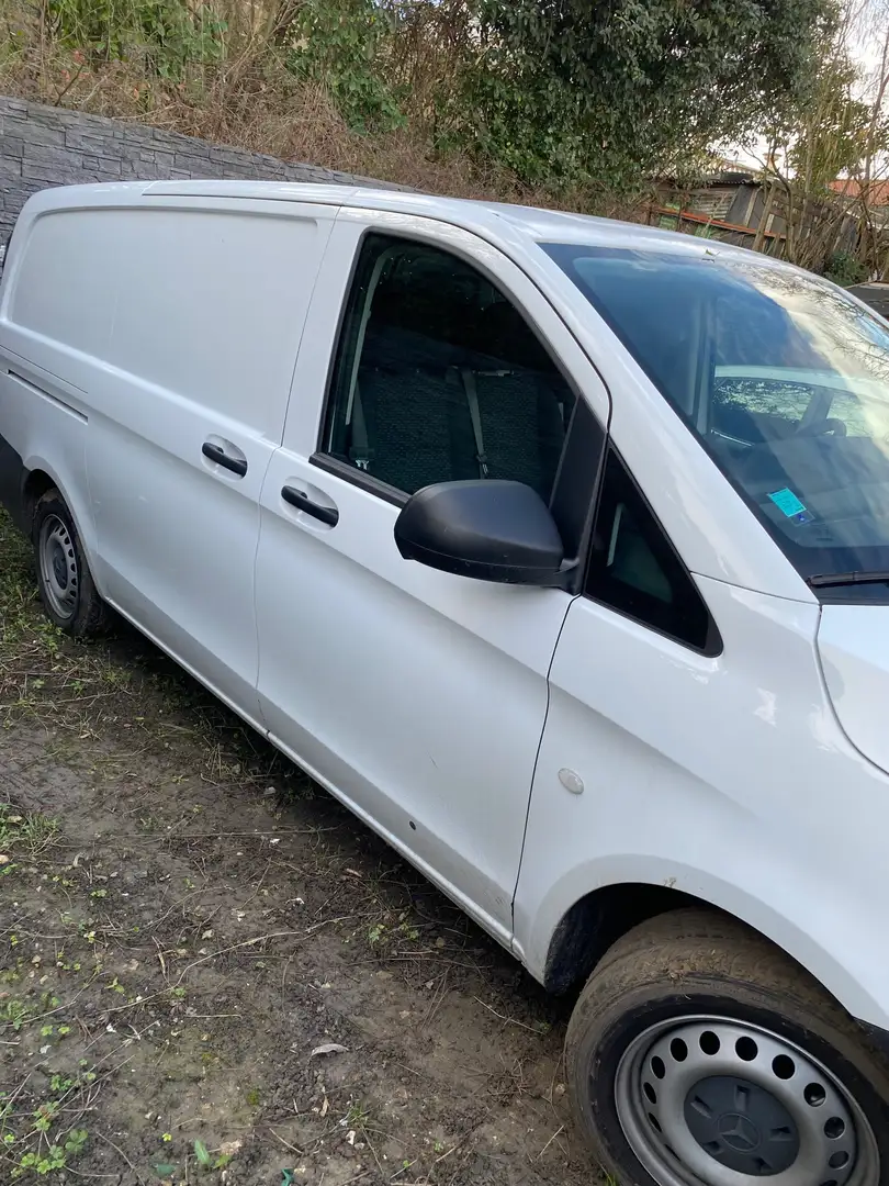 Mercedes-Benz Vito FOURGON 114 CDI COMPACT FWD Argent - 2