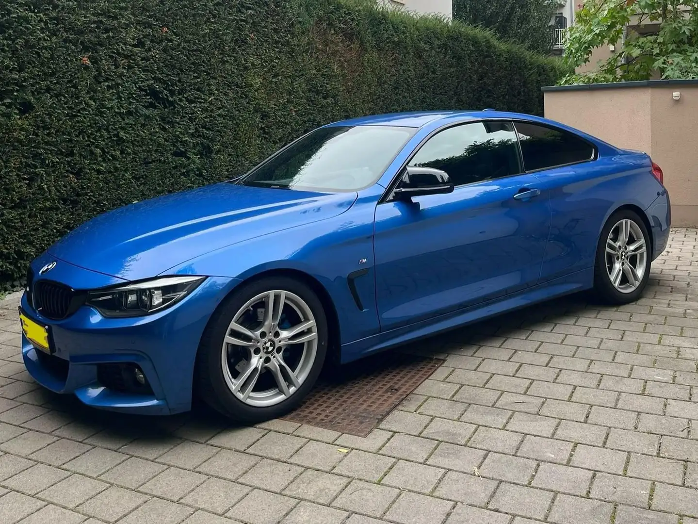 BMW 420 420i Coupe Aut. Sport Line Bleu - 2
