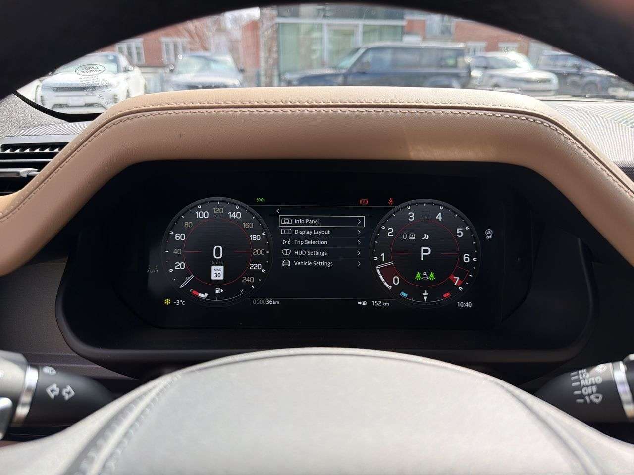 2026 Land Rover Defender 110 P525 V8 thumb 12