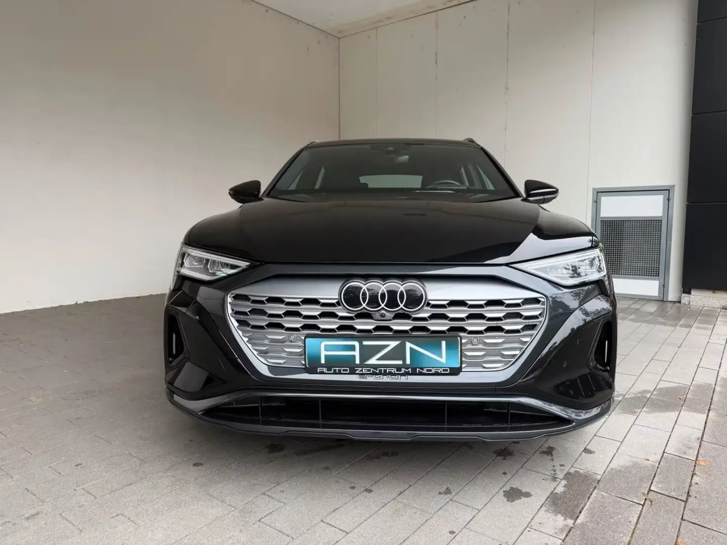 Audi Q8 Sportback e-tron 50 quattro advanced Schwarz - 2