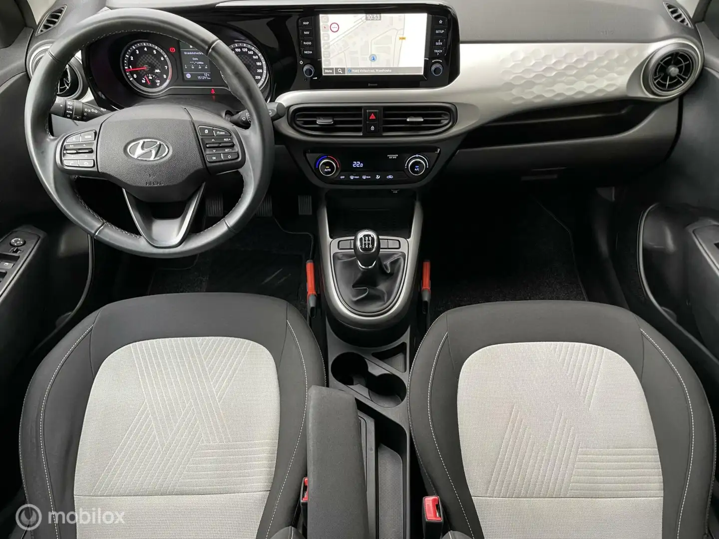 Hyundai i10 1.0 Premium / Led / Camera / Cruise / NW MODEL Wit - 2