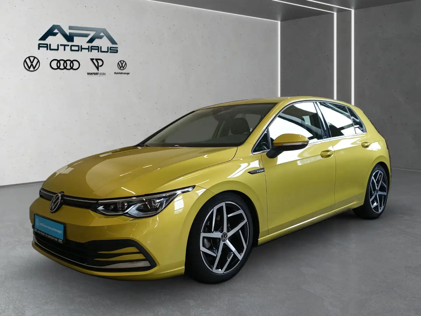 Volkswagen Golf VIII 1.5 eTSI Style DSG Matrix*Navi*ACC*18'' Jaune - 2