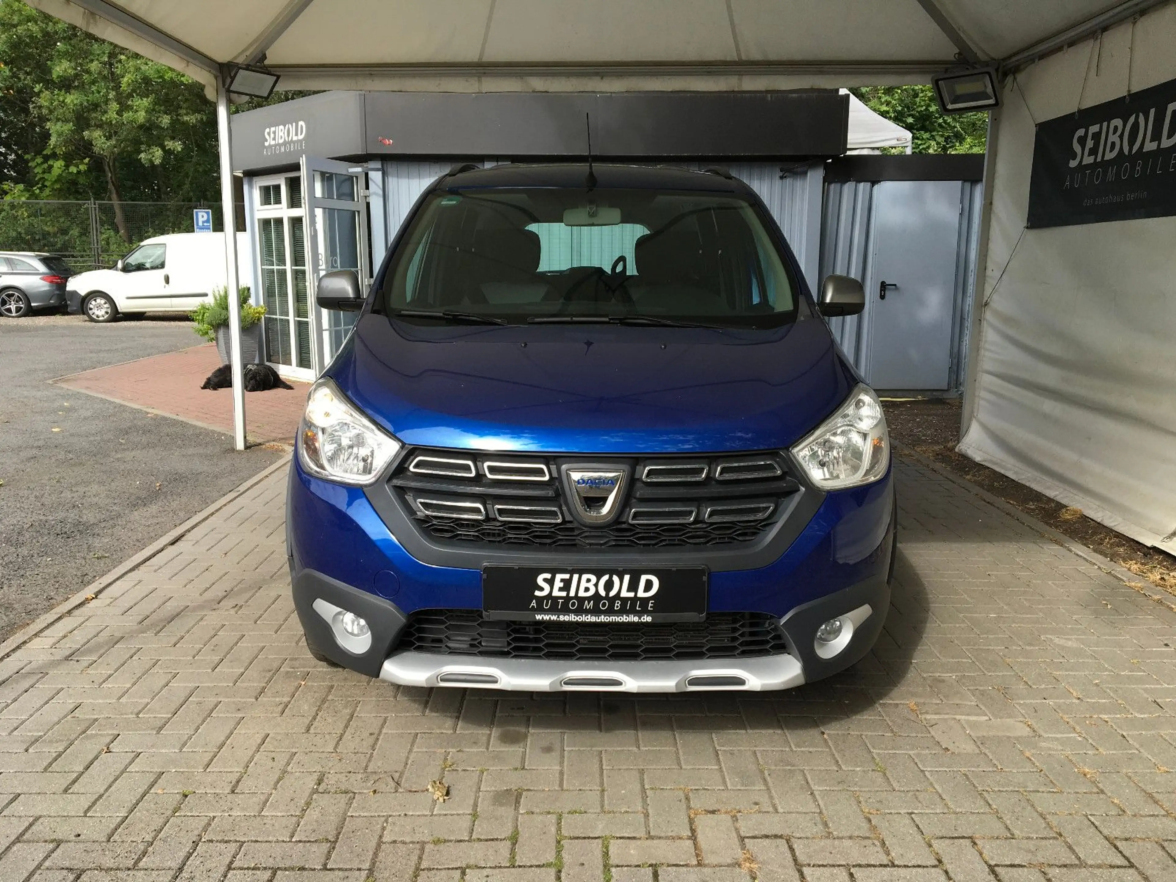 Dacia Lodgy 1.3 TCE Stepway/1.Hd/Klima/Sitzh/Navi/Temp — photo 2