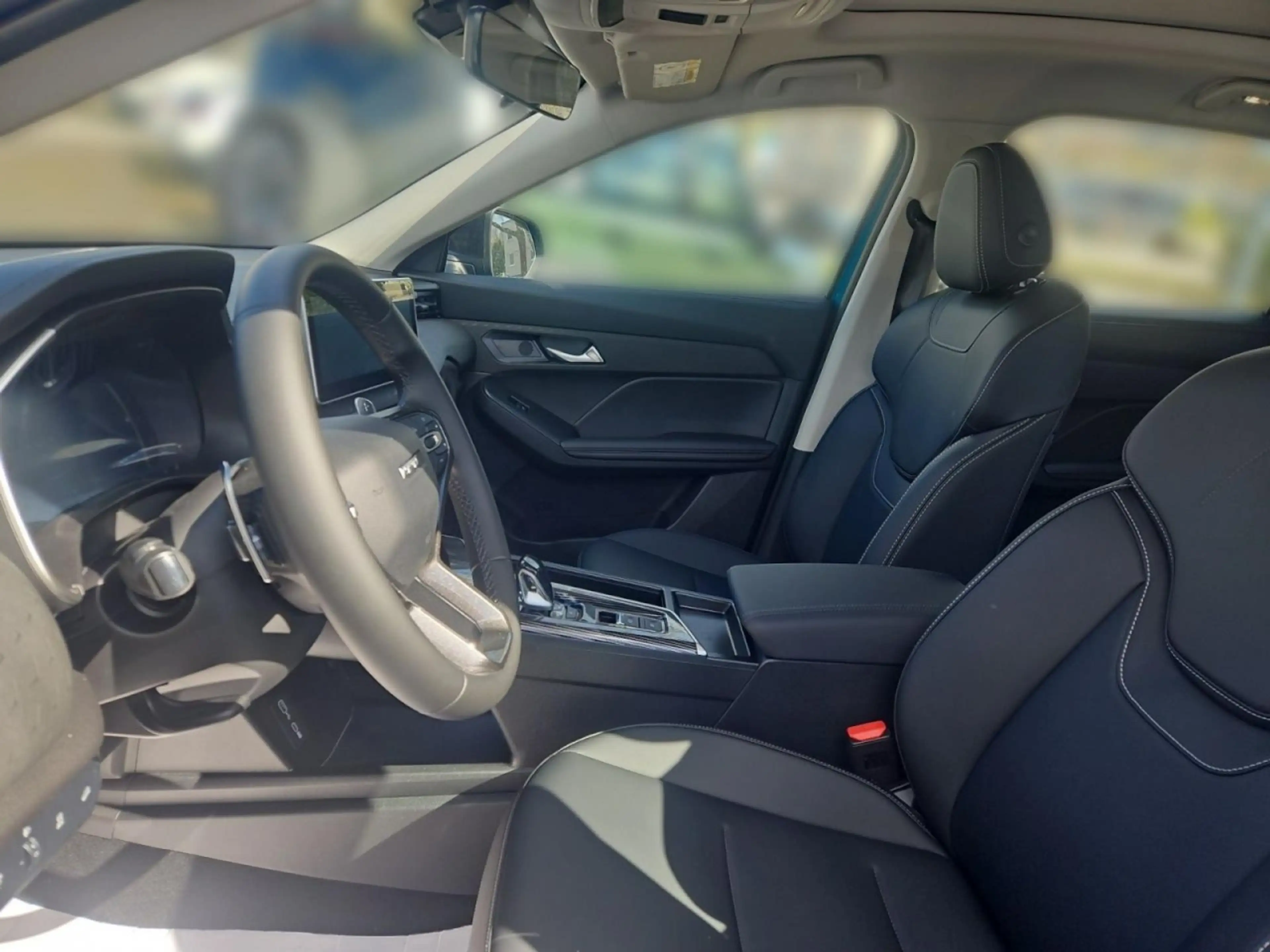 GWM HAVAL Jolion Pro Premium 1.5T Schiebedach DCT-7 Klima Einparkhilfe — photo 9