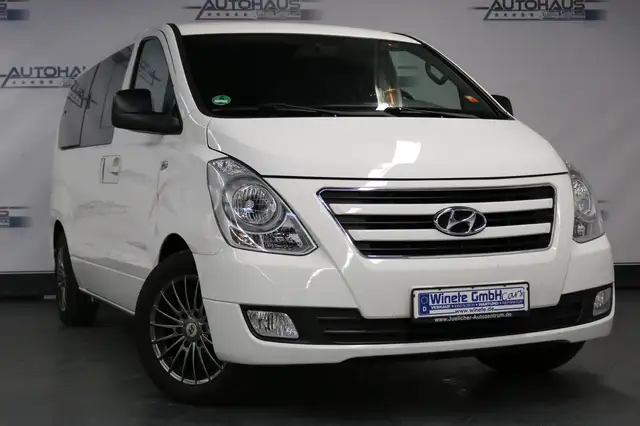 Hyundai H-1 Travel NAVI*PDC*KAMERA*LEDER*SHZ*8FachBereift*uvm