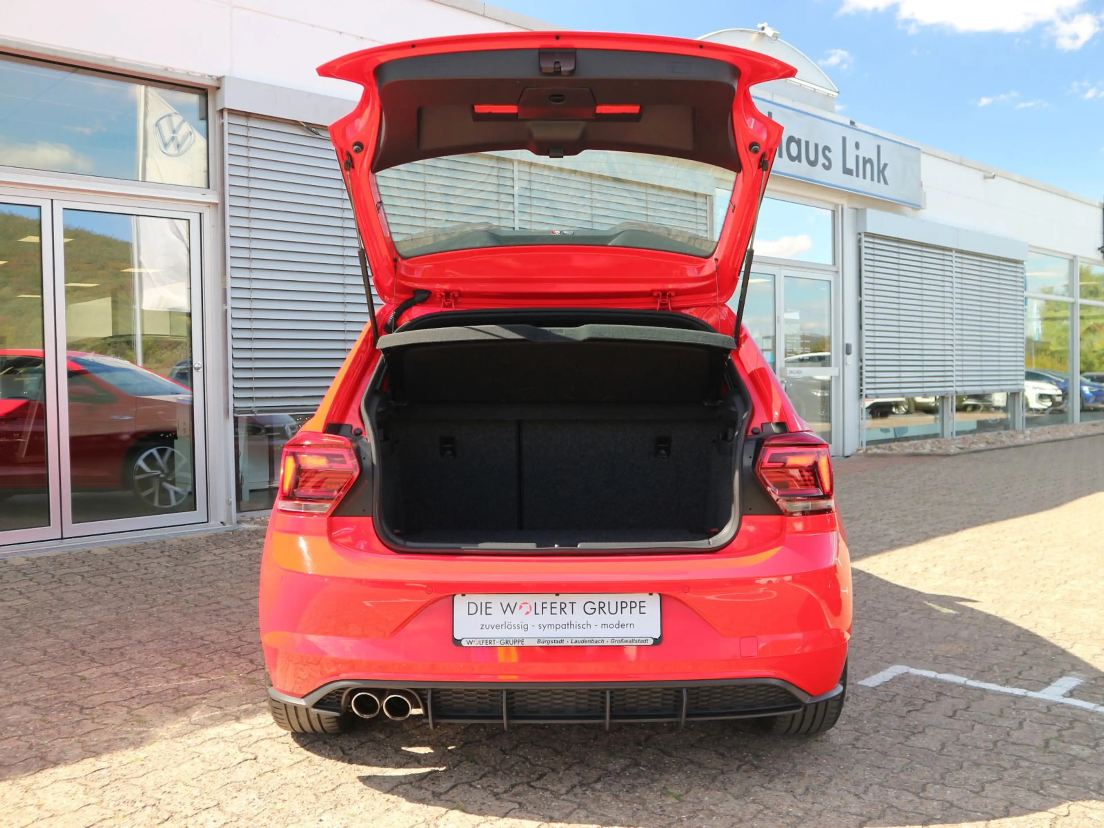 Volkswagen Polo GTI 2.0 TSI DSG LED ACC PDC DAB+ — photo 13
