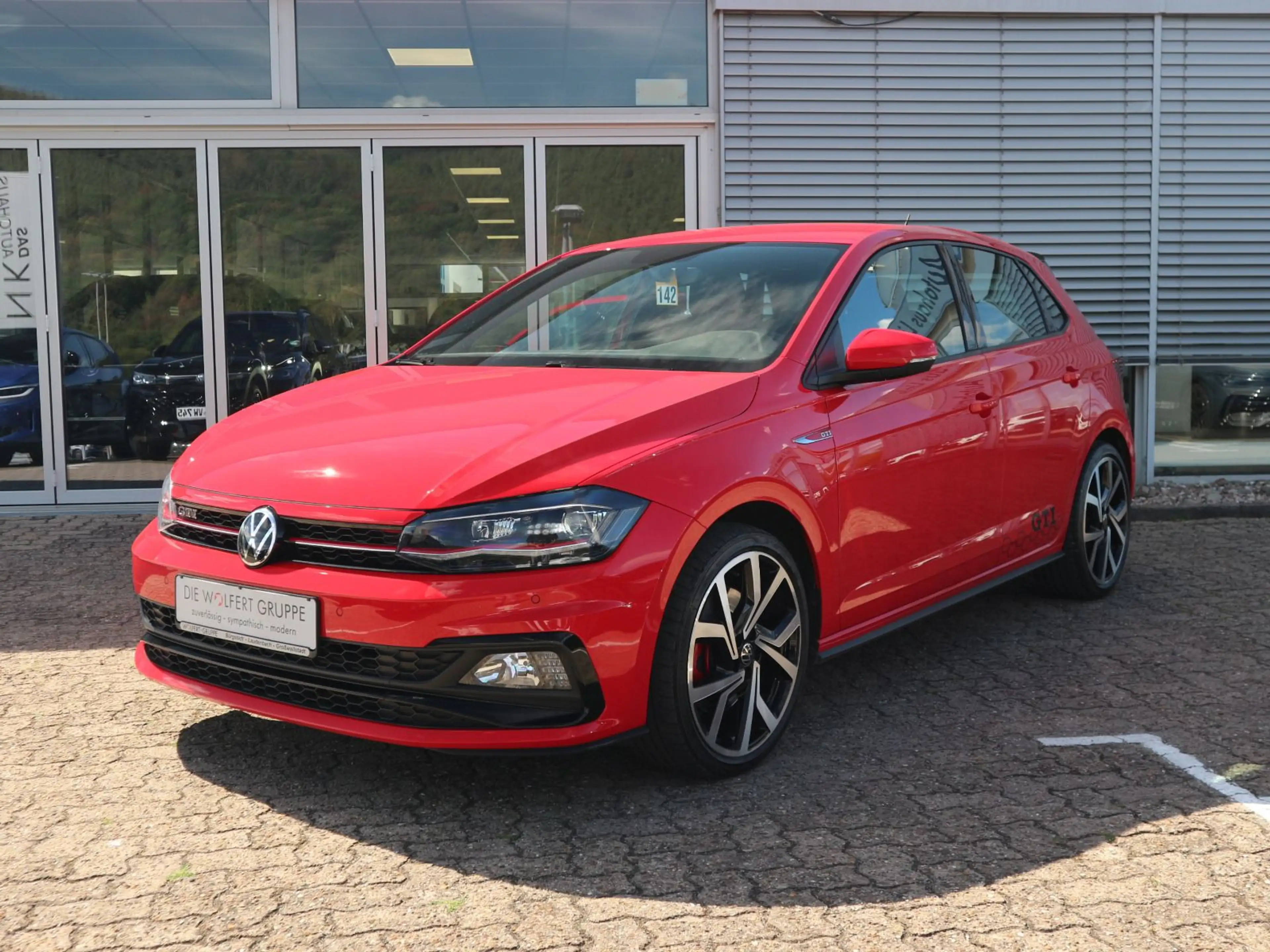 Volkswagen Polo GTI 2.0 TSI DSG LED ACC PDC DAB+ — photo 2