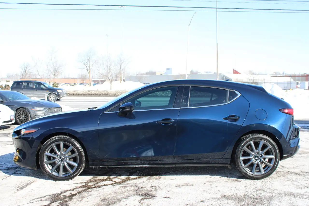Mazda 3 снимка Mazda 3