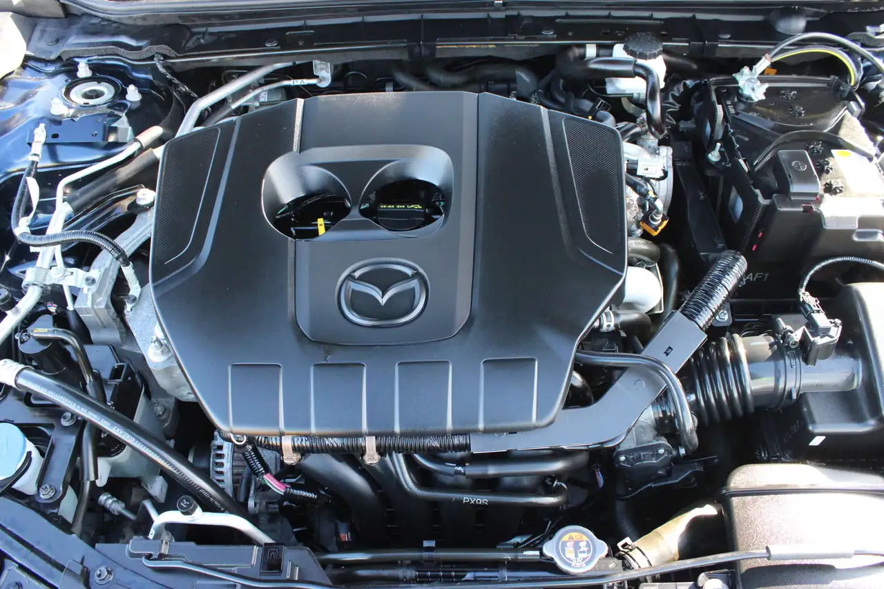 Mazda 3 снимка Mazda 3