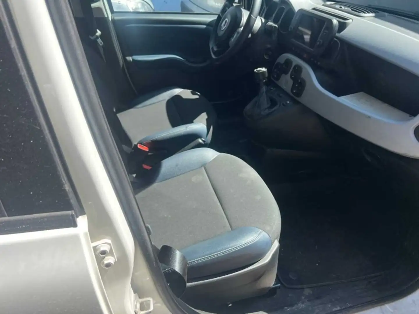 Fiat New Panda 1.0 FireFly Hybrid City Cross Bianco - 2