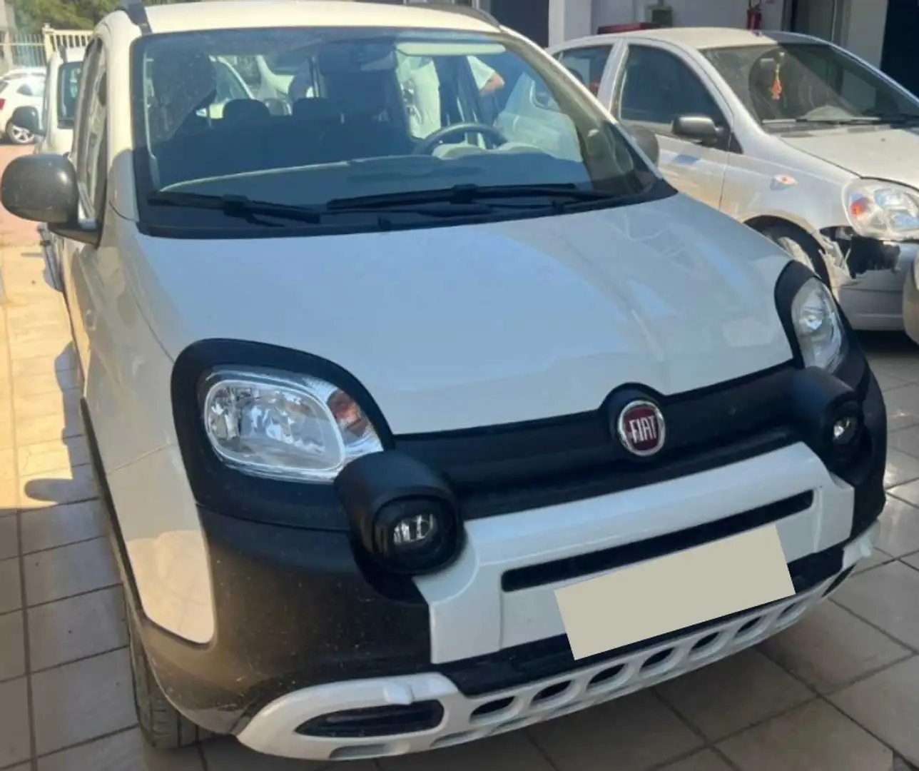 Fiat New Panda 1.0 FireFly Hybrid City Cross Bianco - 1